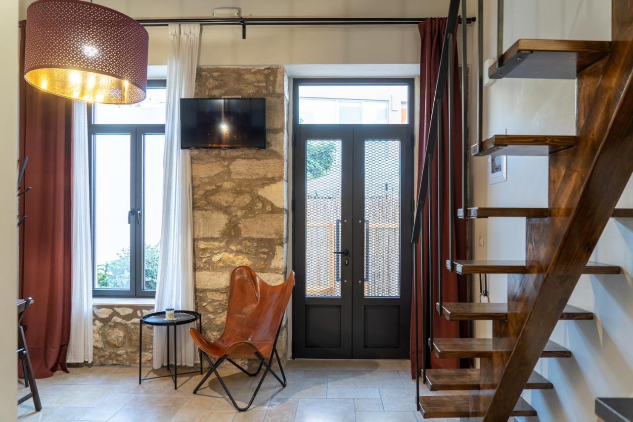 Quattro Domus Apartment Heraklion  ภายนอก รูปภาพ